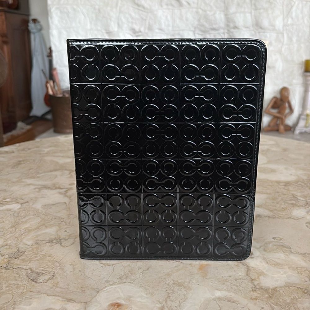 Coach Julia Op Art C Monogram iPad 2 Case - Black Patent Leather Mint Condition
